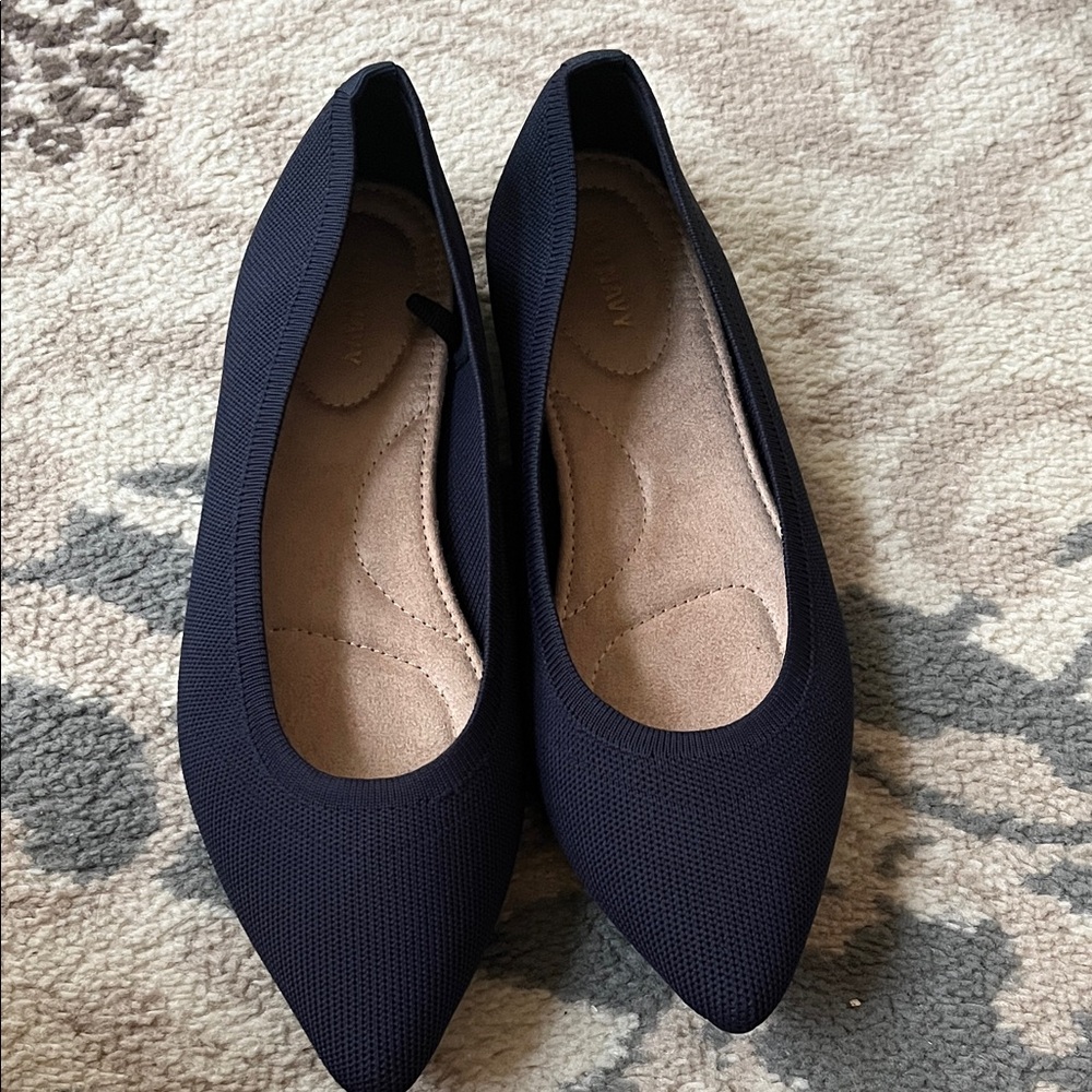 Old Navy Women's Navy Pointed Knit Flats